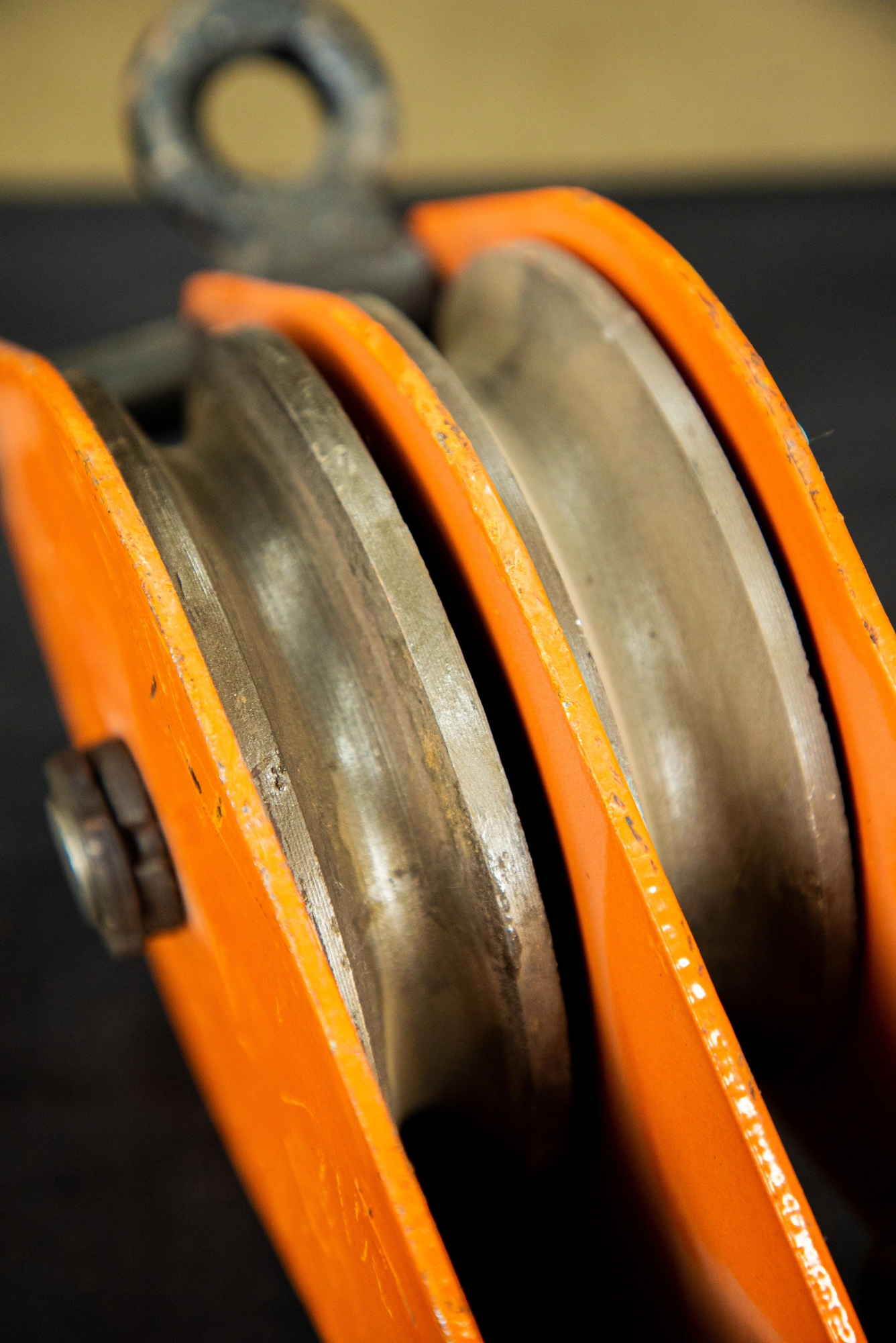 Блок монтажный двухрольный с ушком TOR 32 т