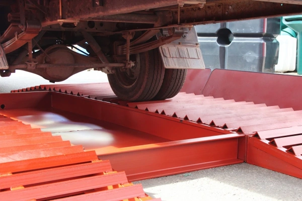 Щиток защитный для эстакады "Стандарт" 